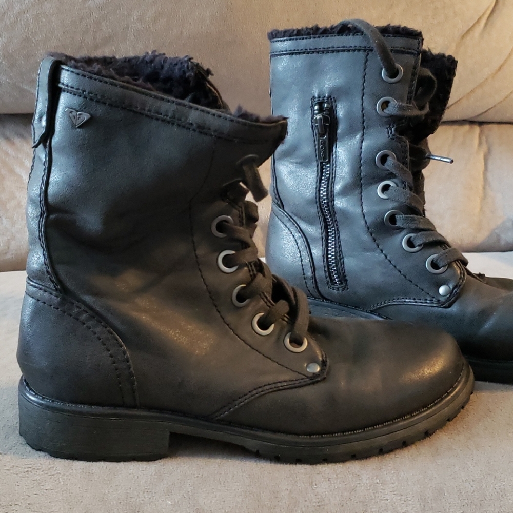 Roxy combat style boots